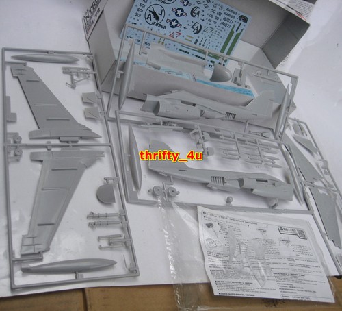 Hasegawa 00338 Grumman A-6E Intruder 1/72, Open Box, + Bonus DVD - Picture 10 of 16