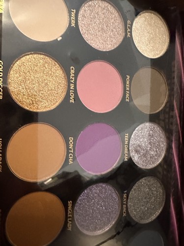 Sujetador NUEVO Cosmetics 00’s Remix Dance 15 Colores Paleta de Sombras de Ojos 30g Nuevo en Caja - Imagen 5 de 5