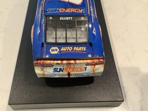 CHASE ELLIOTT AUTOGRAPHED 2018 CHEVY SUN ENERGY WATKINS GLEN 1ST CUP WIN & CARD - Picture 15 of 21