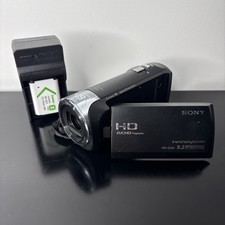 Sony Handycam HDR-CX405 HD Camcorder w/16GB SD  Portable Charger  2 Batteries