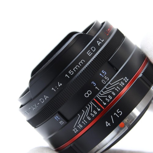 Pentax HD DA 15mm F/4 ED AL Limited Black (APS-C / K mount) #167 -Near Mint- - Picture 7 of 12