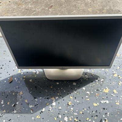 LG 24'' Smart IPS LED TV Monitor 24LF4820 White 60Hz 16:9 Smart Tv Tested Works