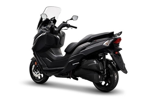 Sym Joymax Z+ 300cc Maxi Scooter | Best Scooter | 2023| Easy to ride |Afforda... - Picture 13 of 18