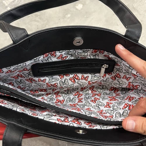 Disney Parks Minnie Mouse Leather Autographed Purse Tote Bag Large Red White Bow - Picture 7 of 10
