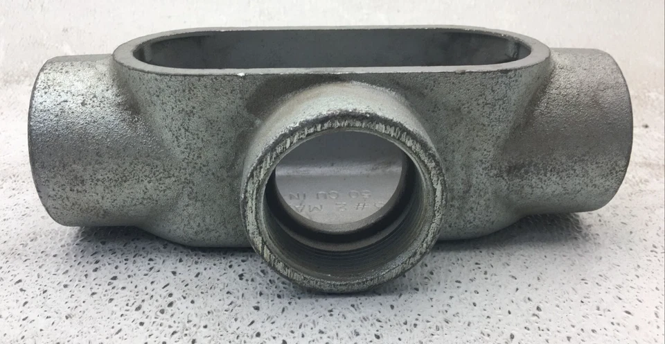 Корпус ковкого железного трубопровода T67 O-Z/GEDNEY 2 дюйма ступицы тип T форма 7 - Изображение 2 из 4