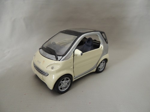 Smart G1 ty Coupe metal car 1/38 Maisto - Picture 4 of 9