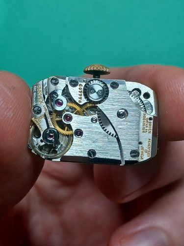 Rare Vintage Gruen Curvex Ristside Watch (Serviced) - Picture 6 of 9