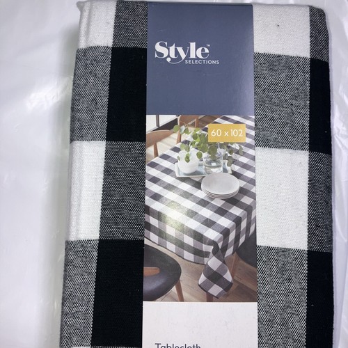 Style Selections 60 X 102 Tablecloth. Black/White Buffalo Check. Machine Wash. - Picture 4 of 5