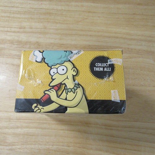 2003 THE SIMPSONS CCG SEALED BOOSTER BOX OF 36 PACKS - Picture 3 of 8