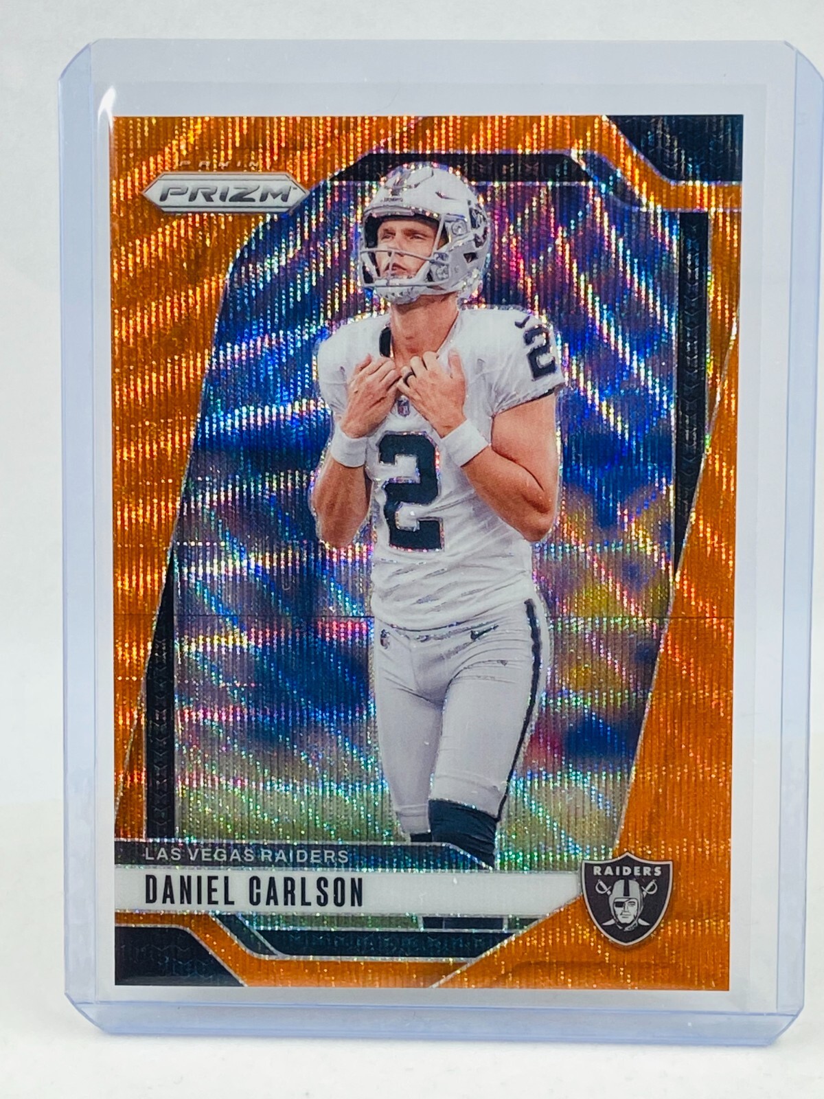 2024 Panini Prizm Daniel Carlson Orange Wave #18/60