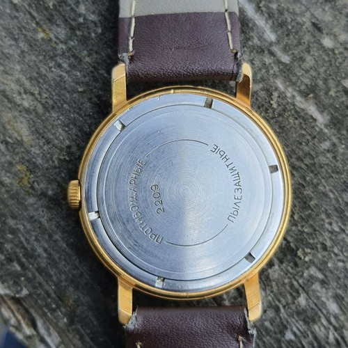 Vintage Old USSR Wostok Vostok 18 Jewels AU Gold Plated Men's Wrist Watches - Picture 8 of 12