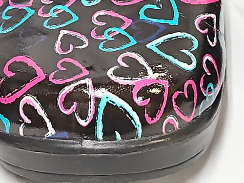 Easy Works by Easy Street womens Size 10 Laurie Clogs Black Multi Hearts Patent  - Picture 5 of 16
