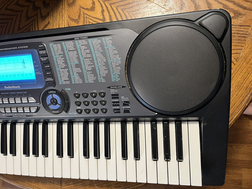 RadioShack MD-1210 MIDI Custom Tone Synthesizer arranger midi 61 key keyboard - Picture 4 of 15