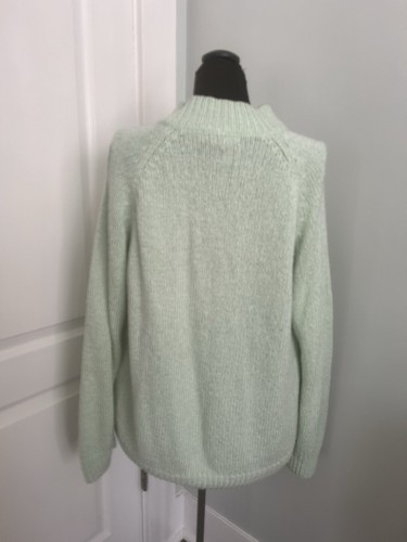Vintage Karen Scott Petites Mint Green Pearl Neck Cable Knit Sweater Womens XL - Picture 6 of 10