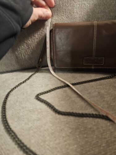 Rachel Roy Shoulder Bag With Built In Wallet. Chain Strap. - Picture 4 of 6
