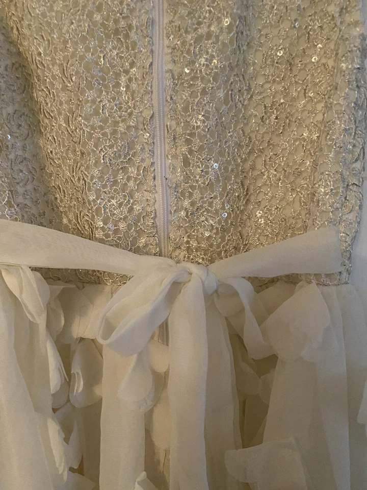 Vestido Nicole Miller Marfil Rosa Pétalos Flor Niñas Talla 6X Foto 4 de 4