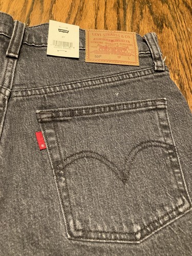 NWT Levi’s 501 Original Short in Cabo Rise Frayed Raw Cut Hem Dark Grey Sz 27 - Picture 18 of 21