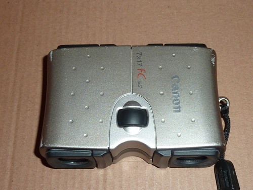 Canon 7x17 FC 6.5 Degree Compact Binoculars - Picture 2 of 13