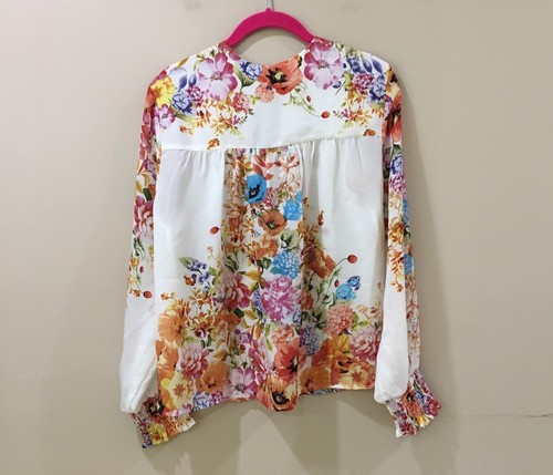 New Cupcake&cashmere Women’s S White Orange Floral Blouse top Feminine Cottage - Picture 2 of 7
