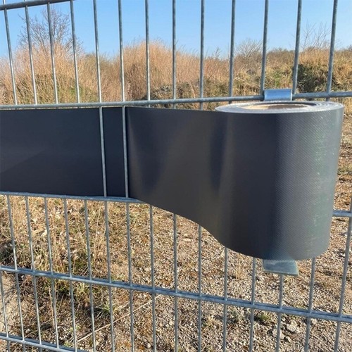 Garden Fence Screen Installer Rusts Resistant Roller For DIY Barrier Projects - Picture 4 of 8
