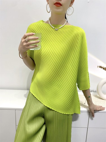 Sommer Plissee Tops Damen unregelmäßig T-Shirt diagonaler Saum bequem Freizeit - Bild 1 von 11