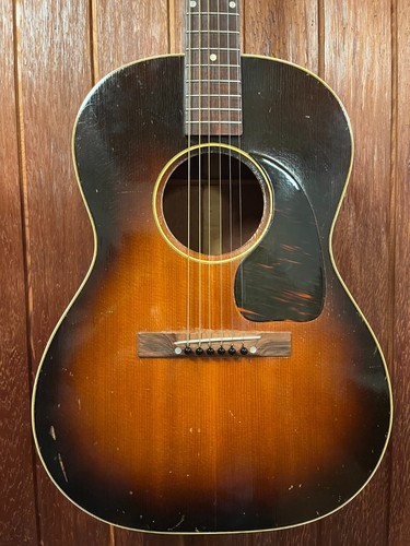 Vintage 1951 Gibson LG-2 Small Bodied Acoustic Guitar Sunburst - Free Shipping - Picture 2 of 6
