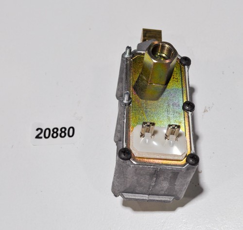 Siebe NC-4119-5 0018A014673L Range Gas Valve 33-300664-02-0 - Picture 2 of 3