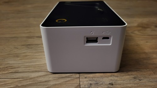 Kodak PD450W Photo Printer With Zink Happy Travel Bag - Picture 3 of 10