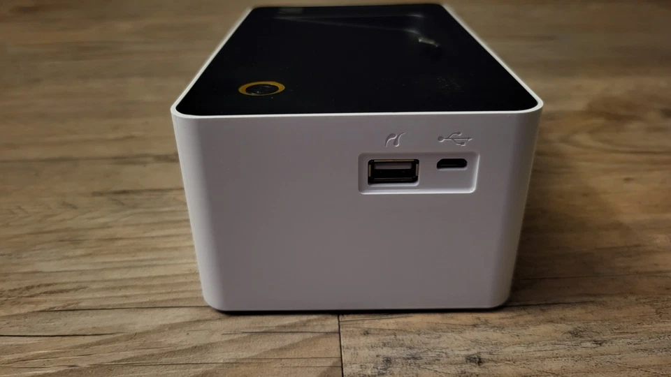 Kodak PD450W Photo Printer With Zink Happy Travel Bag - Image 3 of 4