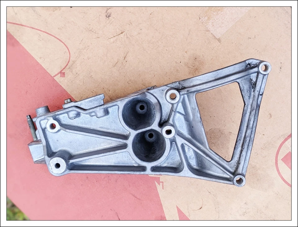 12-16 Buick LaCrosse Soporte Híbrido Soporte Polea Cinturón Tensor Alternador OEM Foto 3 de 4