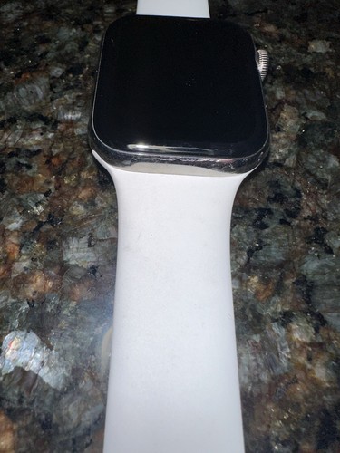 Apple Watch Series 6 Stainless Steel Case 44mm GPS WIFI - Saphire Crystal - Photo 6 sur 10