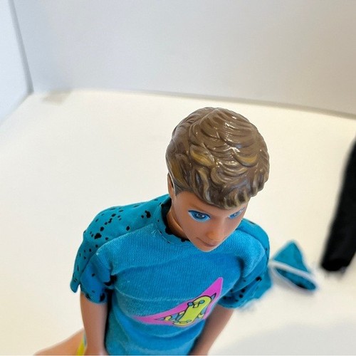 De colección 1990 Barbie Patrón Genial Adolescente Novio Kevin Muñeca Mattel Conjunto Sombrero - Imagen 8 de 15