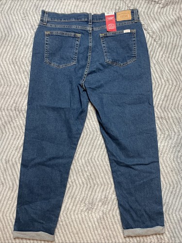 New!Signature LEVI STRAUSS Mid Rise Boyfriend Jean.Size 10/W30 Casual Jean New - Picture 3 of 4