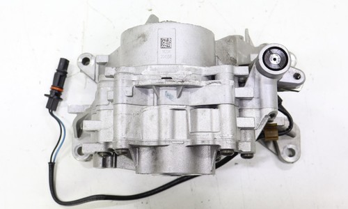 Jaguar Land Rover Range Rover 2.0L 2017-2023 OEM Oil Pump & Vacuum - Picture 11 of 15