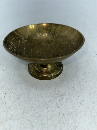 Vintage Brass Pedestal Footed Candy/Trinket Dish Floral Engraved Made in India - Picture 8 of 13
