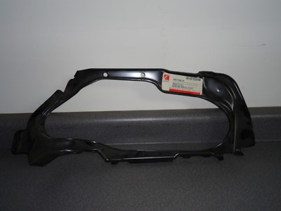 New NOS OEM GM Radiator Supply Surge Tank 3056644 1985-1988 Chevy Large Truck