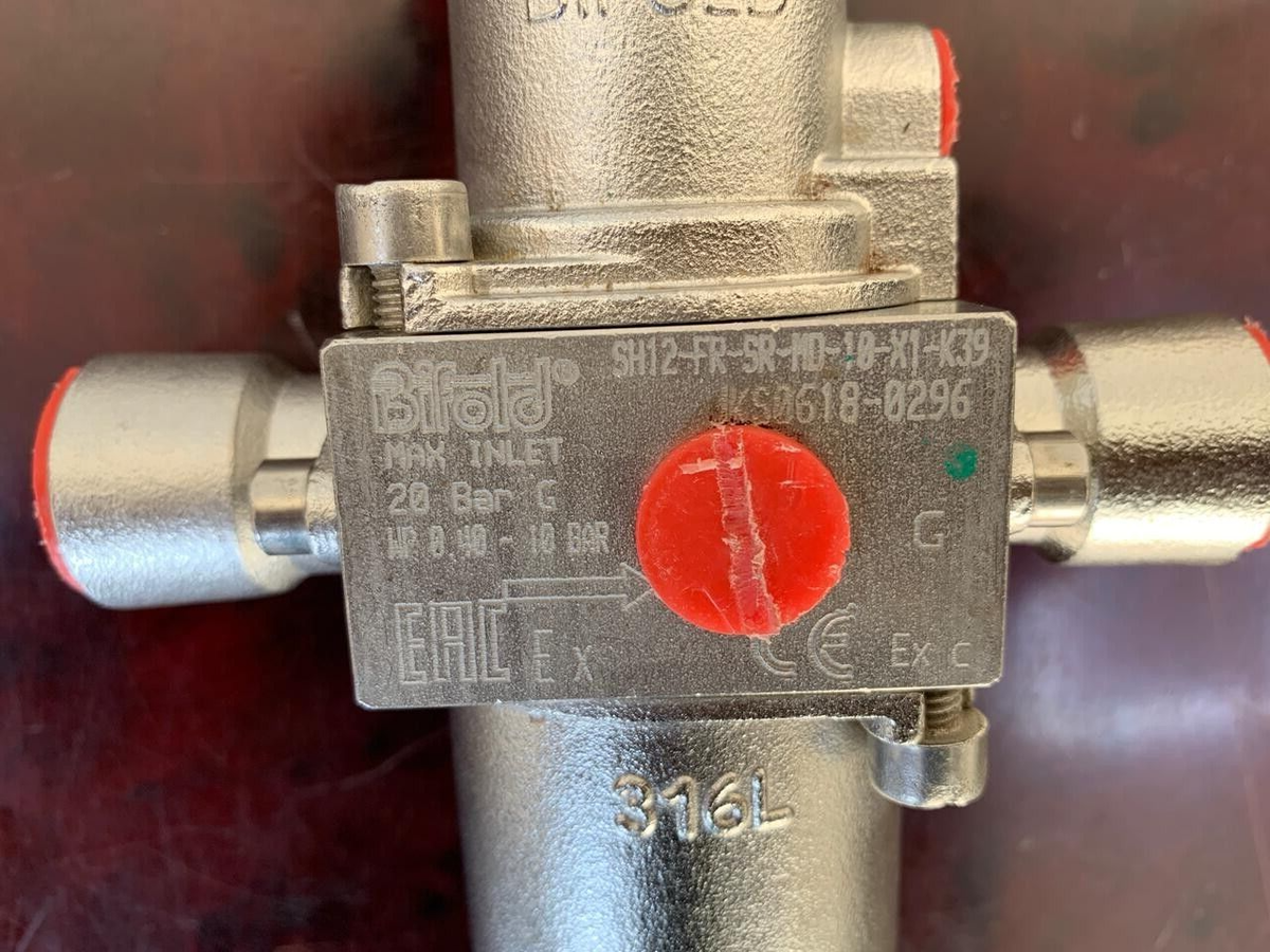 Bifold / Filter Regulator / SH12-FR-SR-MD-10-X1-K39/ JKS0618-0296