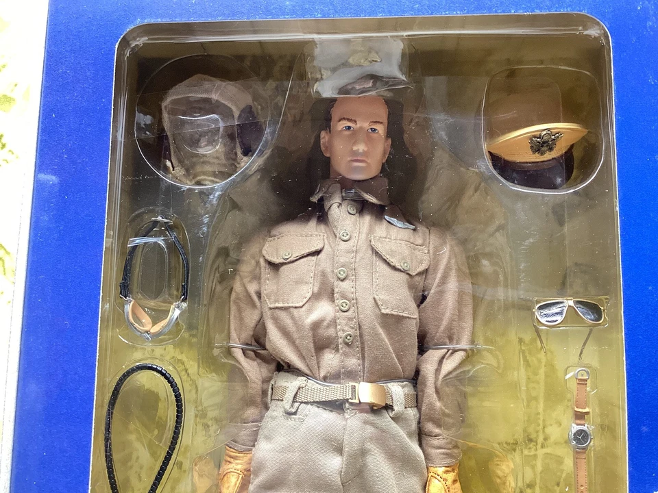 @ BBI 12” Elite Force Segunda Guerra Mundial Pearl Harbor Piloto de Estados Unidos Teniente Doc Miller Figura Sin usar, en caja Foto 3 de 4