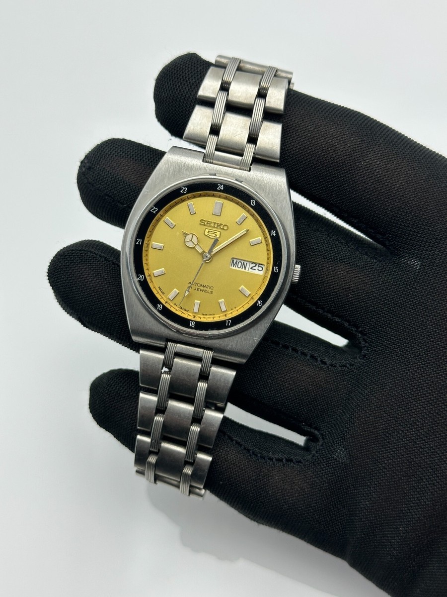 [鑑定済] SEIKO5 7S26-0500 自動巻き ゴールド コンビカラー Seiko 5 Sports Silver Men's Watch - 7S26-0500 for sale