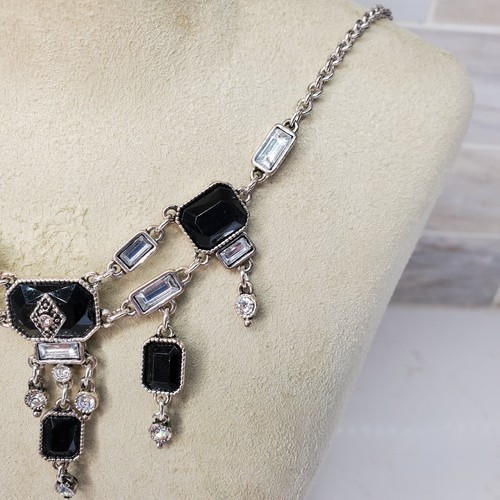 Art Deco Vintage Necklace and Earring Set NRT Avon Silver & Black Rhinestones - Picture 19 of 24