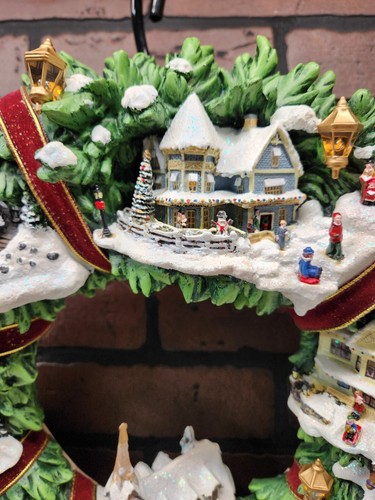 Thomas Kinkade Weihnachtsdorf Kranz beleuchtet Weihnachtsdeko Miniatur gemütlich - Bild 8 von 10