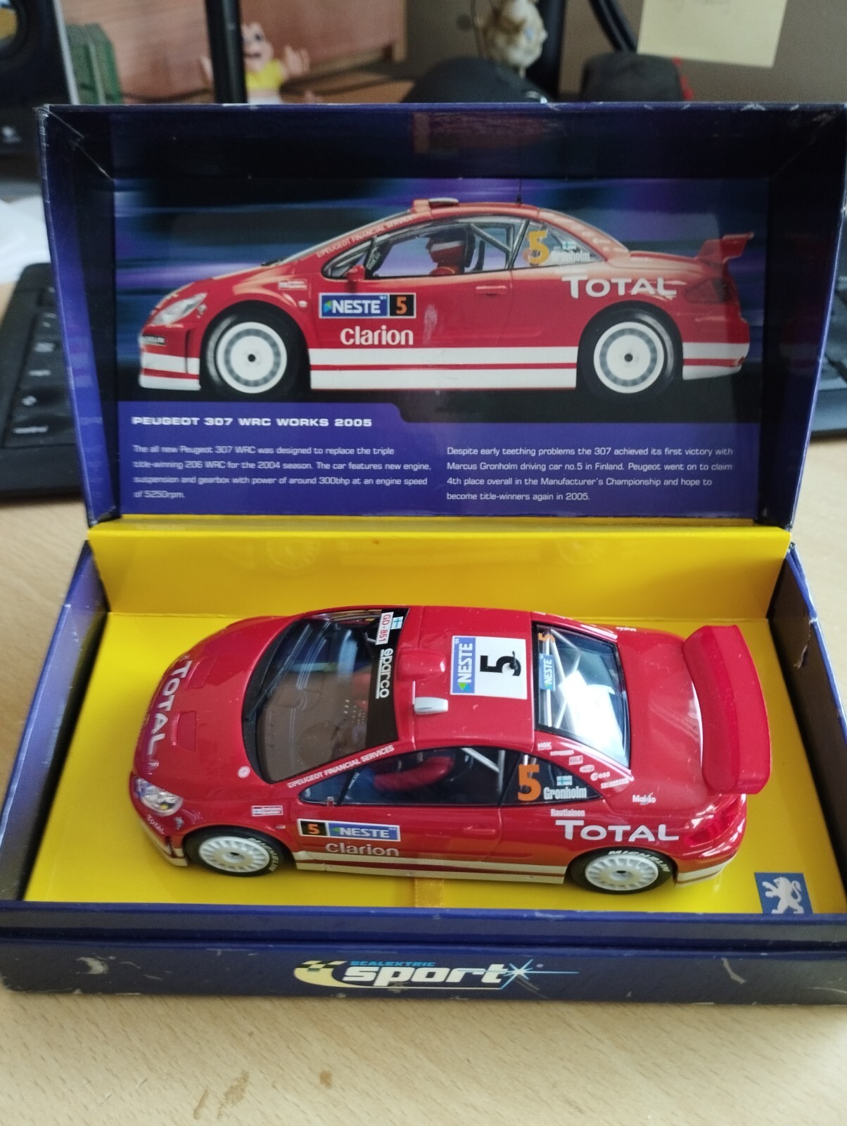 Picture 1 of 6