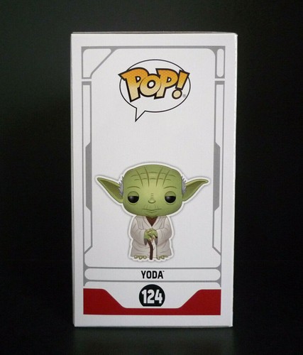 Funko Pop! Star Wars Yoda Green Chrome 2019 SDCC Shared Exclusive - Picture 10 of 12