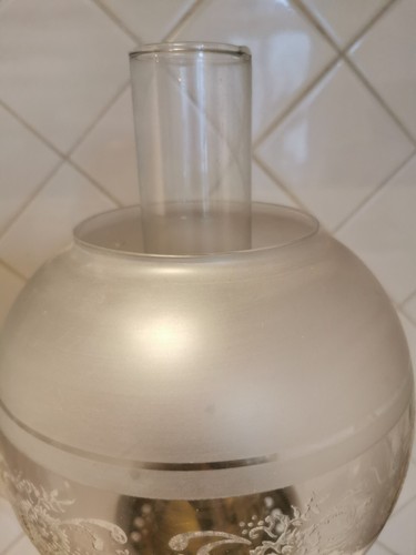 Old Oil Lamp - Picture 15 of 16