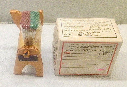Vintage 1936 “Scratch me Pup” Novelty Matches. In original box. - Picture 5 of 7
