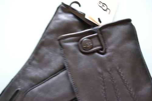 Guantes técnicos UGG Metisse para hombre de cuero y piel sintética negros talla L - Imagen 4 de 4