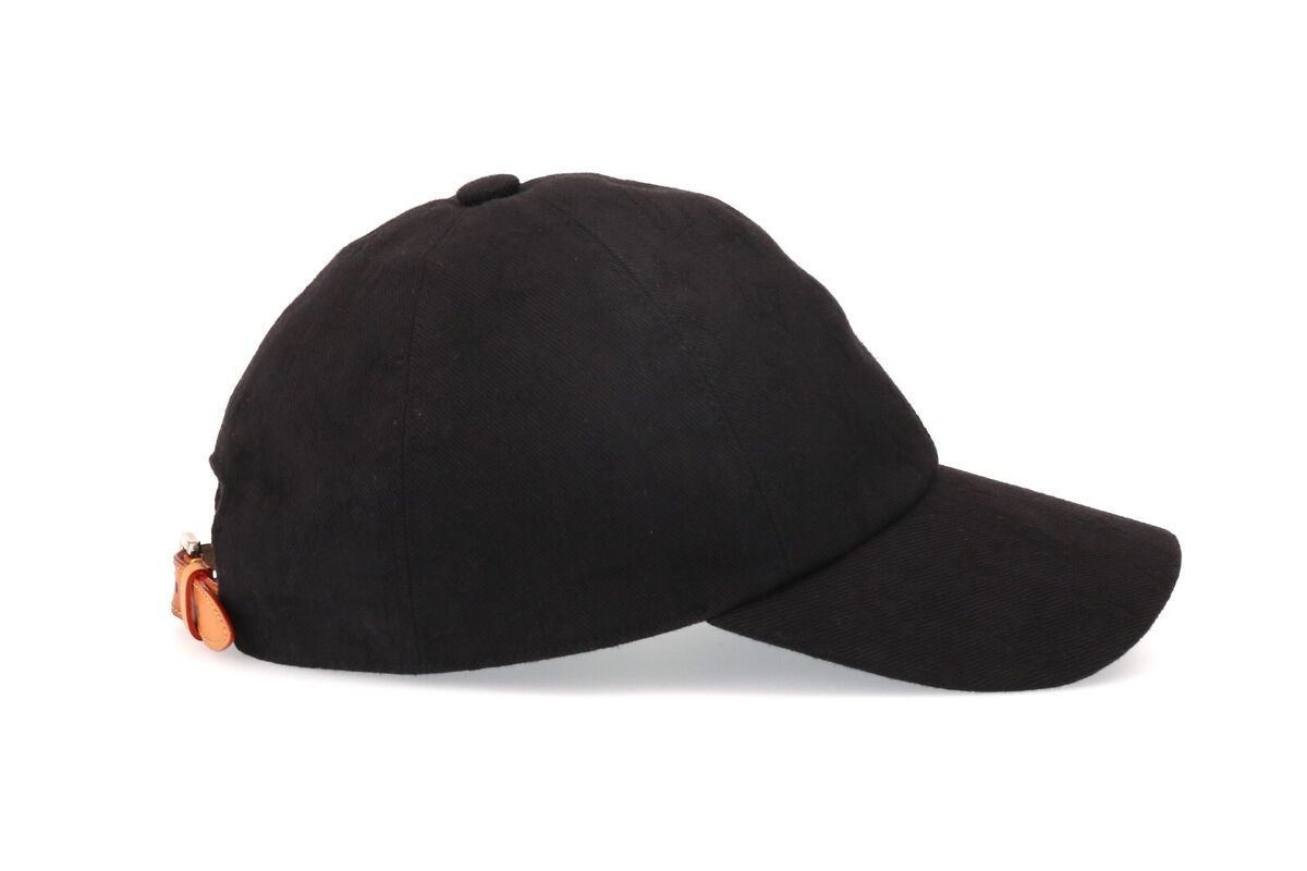 7479/ LOUIS VUITTON Monogram Essential Cap M76584 BLACK 58cm