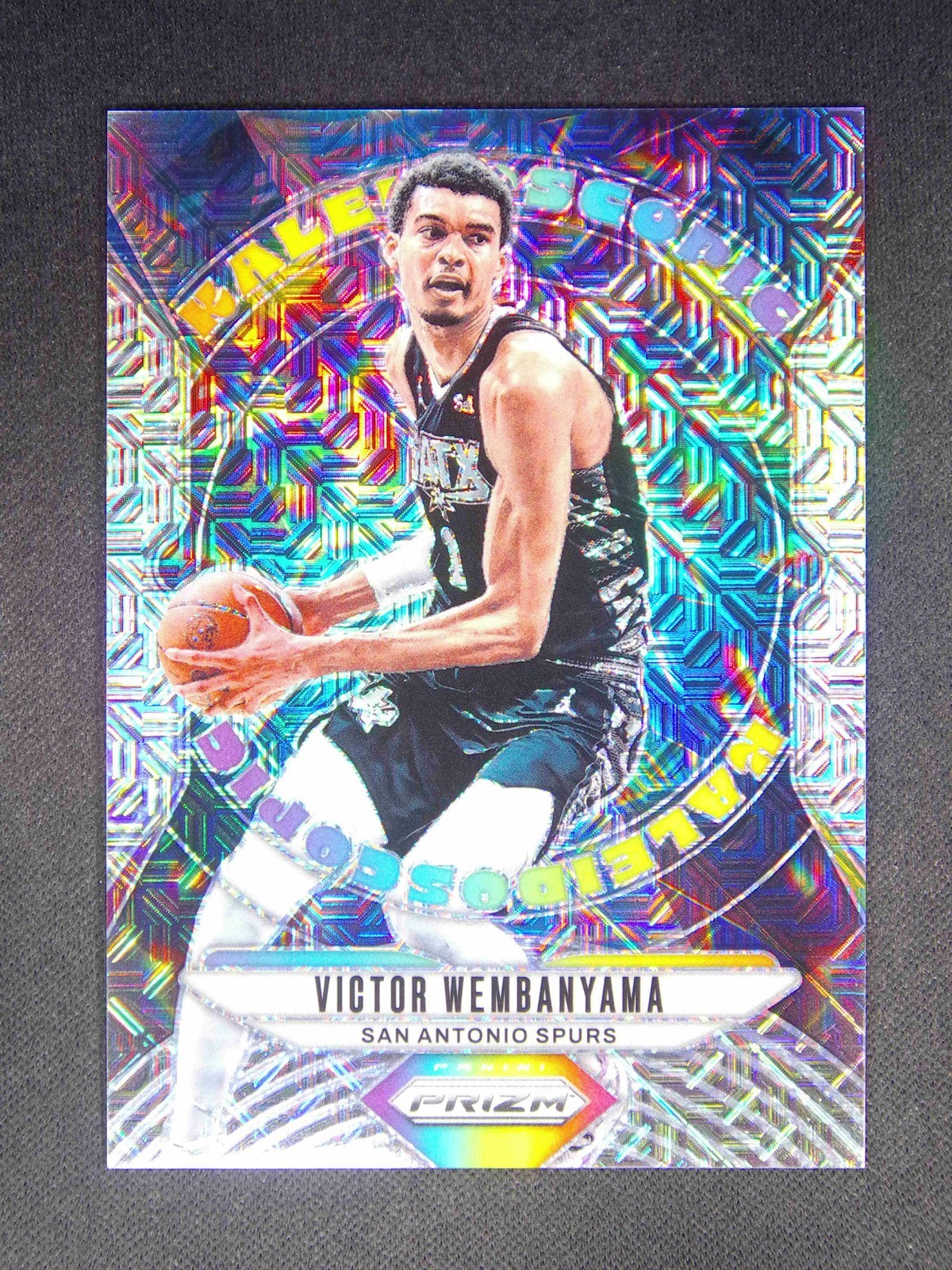 2024-25 Panini Prizm Victor Wembanyama #20 Kaleidoscopic Mojo /25