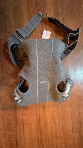 BabyBjörn 3D Jersey Baby Carrier Mini - Dark Grey - Picture 6 of 6