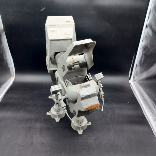 Vintage 1981 Kenner Star Wars Empire Strikes Back AT-AT Walker With Box - Picture 6 of 12